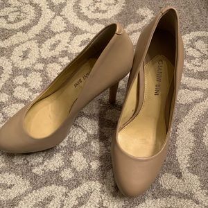 Gianni Bini Pumps Size 6